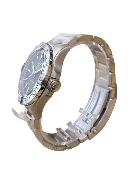 Breitling Avenger Automatic 42 A17328 Image 2